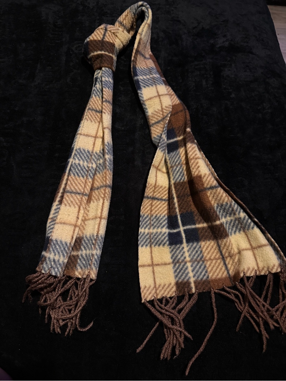 Plaid Fleece Scarf in Beige, Brown and Navy